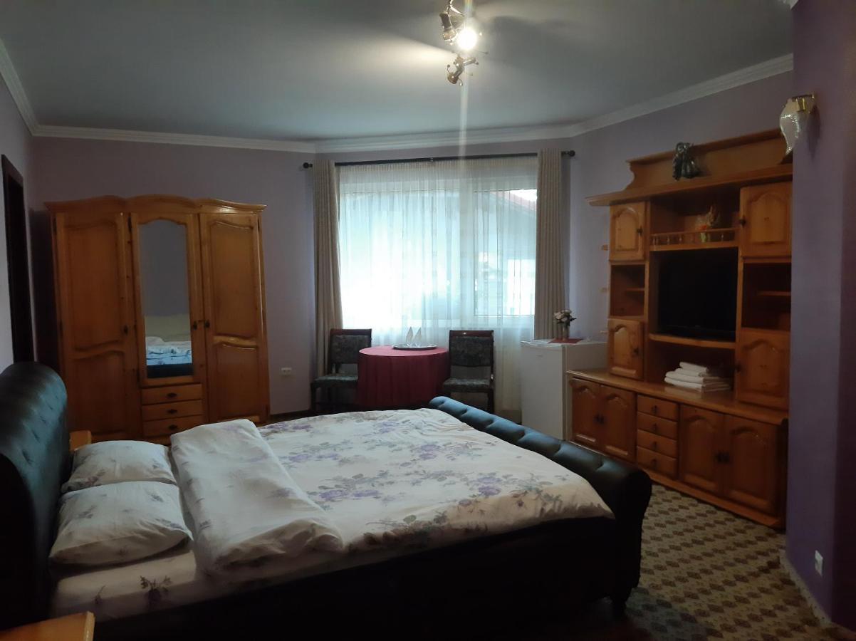 Vila Nicolai Hotel Кристиан Екстериор снимка